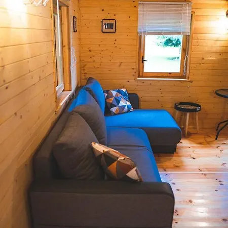 Drewniany Hébergement de vacances Zarzecze (Silesia)